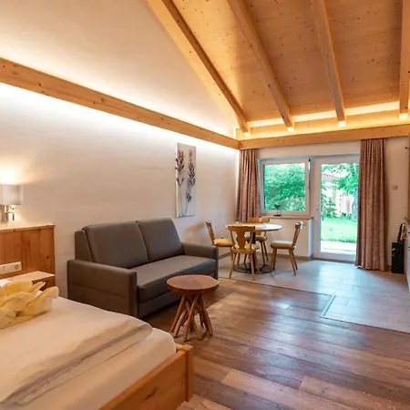 Wellness-Appartements Berchtesgadener Land Ainring Exterior photo